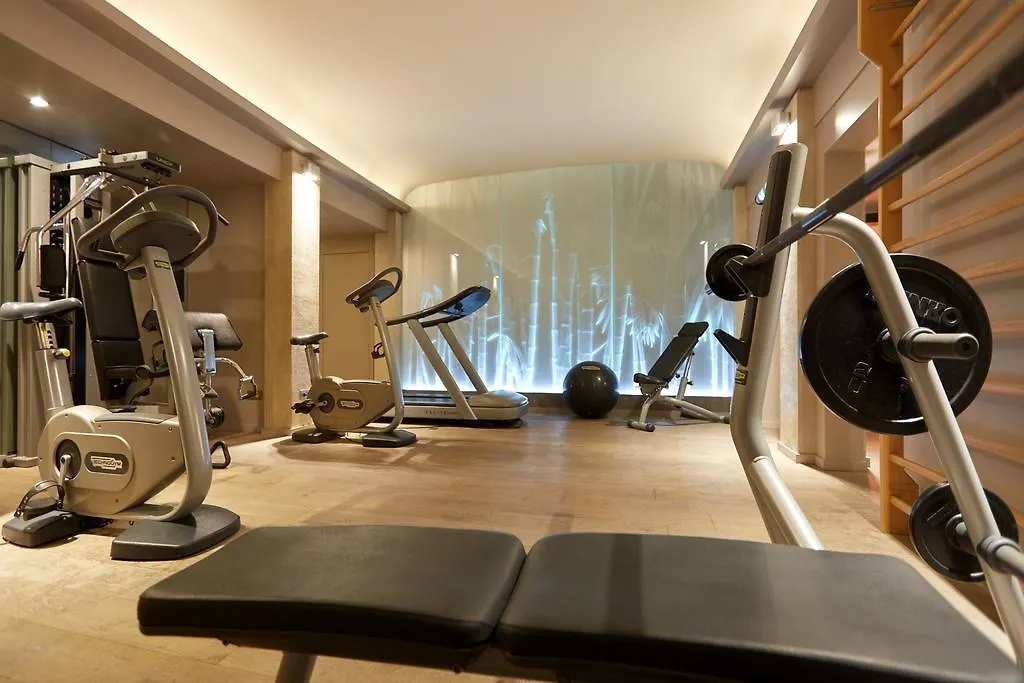 Le Pavillon De La Reine & Spa, Place Des Vosges Paris 5*,