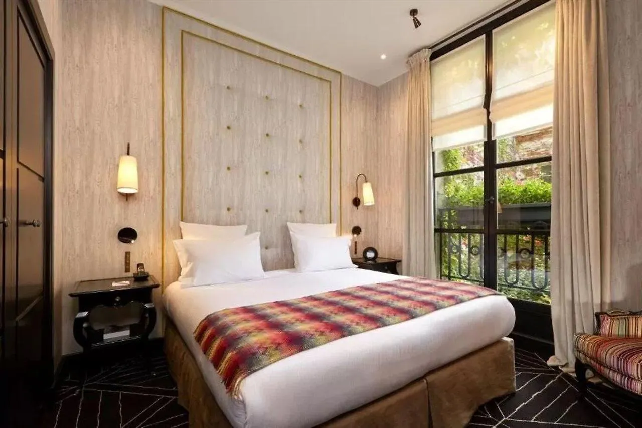 Le Pavillon De La Reine & Spa, Place Des Vosges Paris 5*,