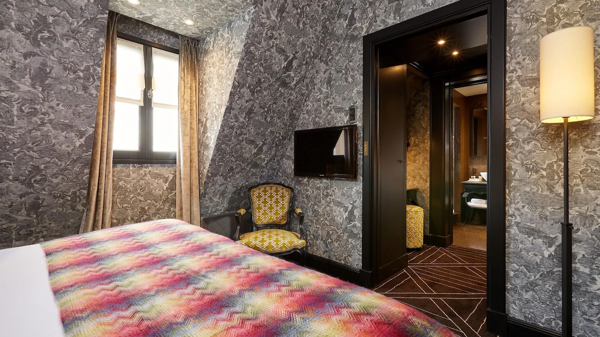 Hotel Le Pavillon De La Reine & Spa, Place Des Vosges Paris
