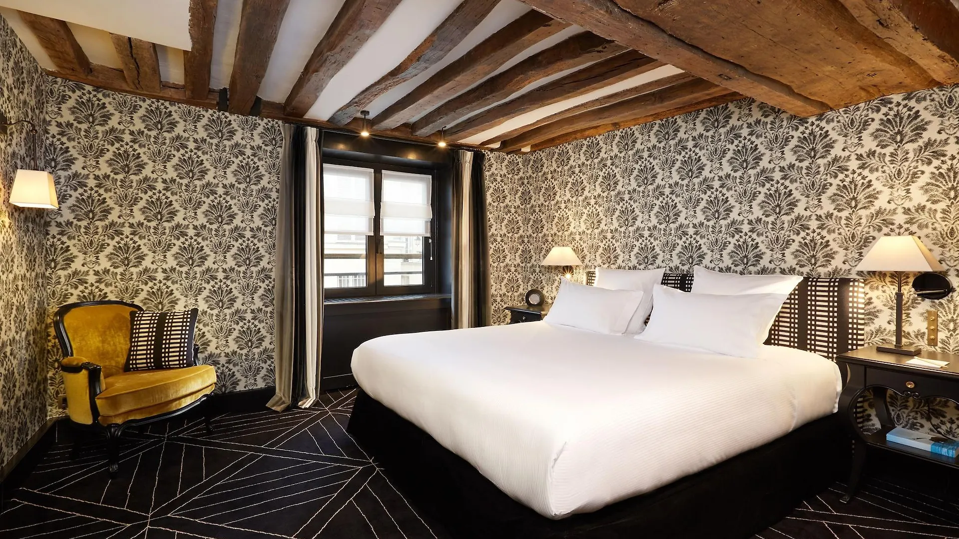 ***** Hotel Le Pavillon De La Reine & Spa, Place Des Vosges Paříž Francie
