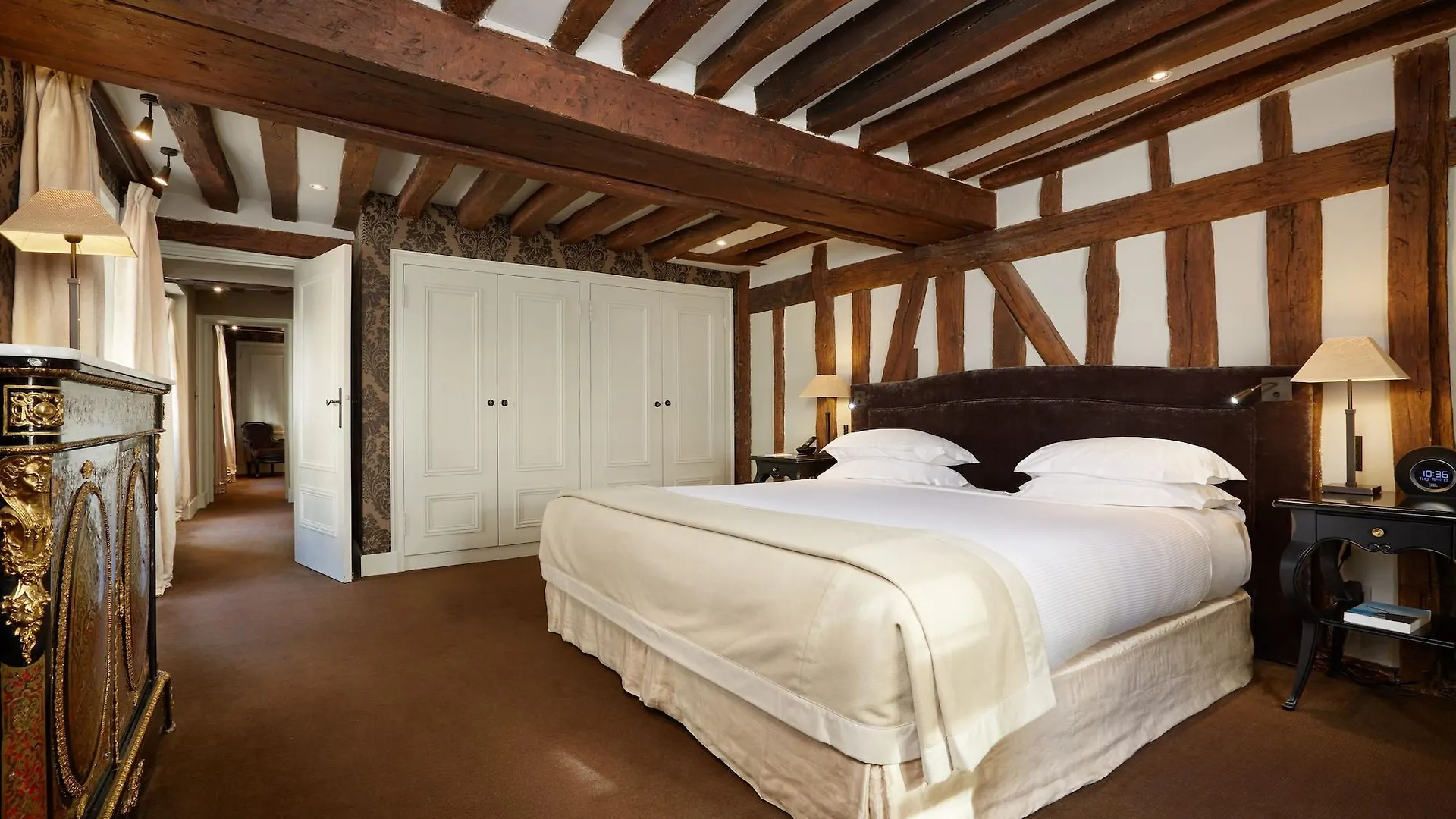 Le Pavillon De La Reine & Spa, Place Des Vosges Paris Hotel