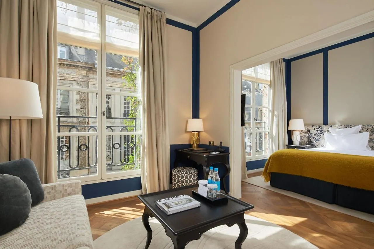 Le Pavillon De La Reine & Spa, Place Des Vosges Paříž Hotel
