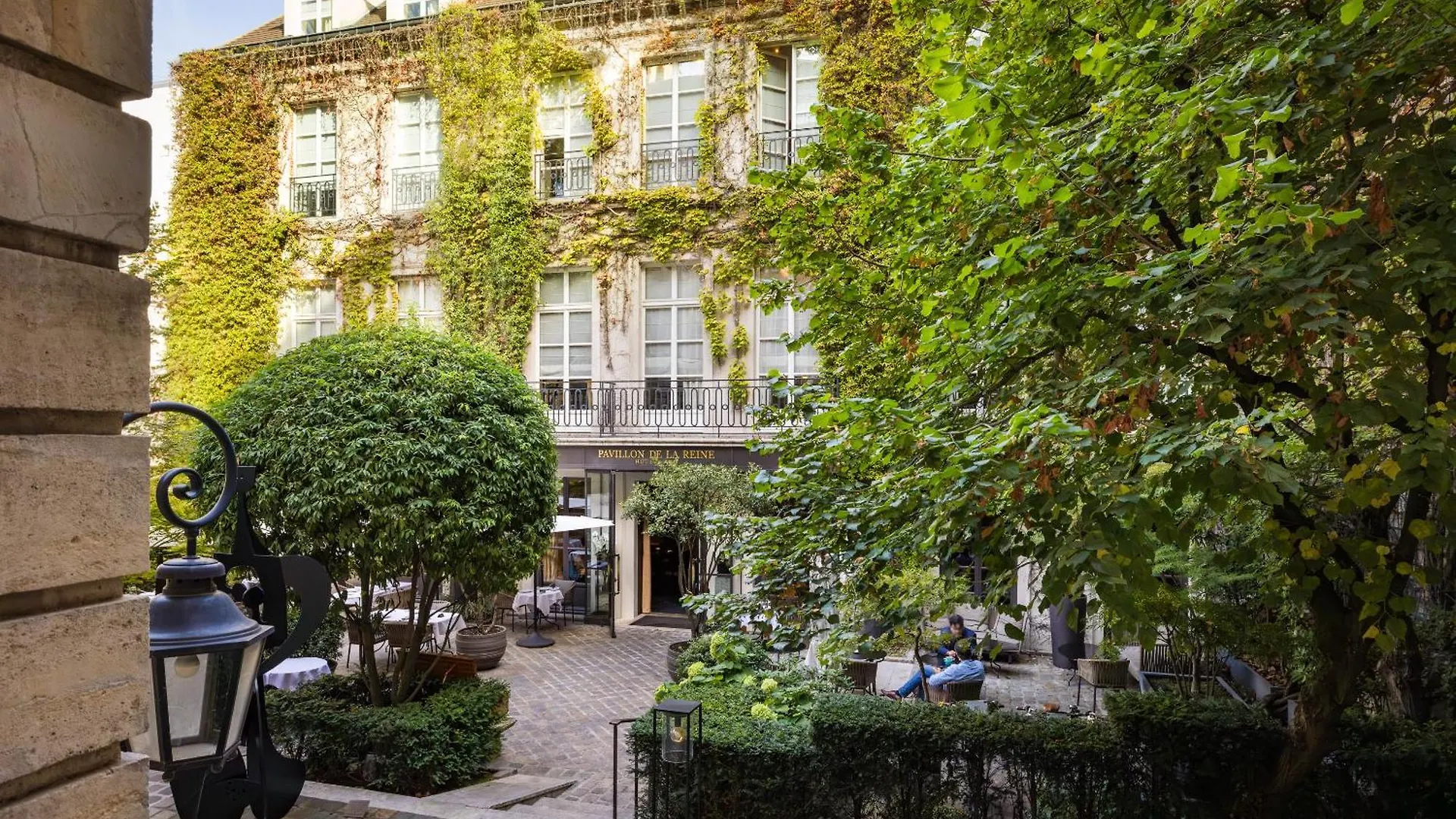 ***** Hotel Le Pavillon De La Reine & Spa, Place Des Vosges Paříž Francie