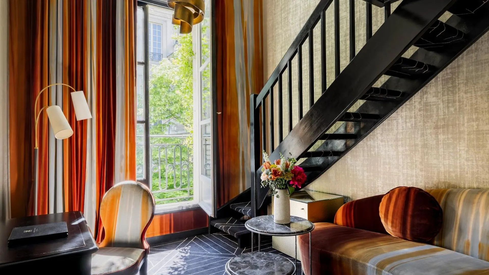 Le Pavillon De La Reine & Spa, Place Des Vosges París Hotel