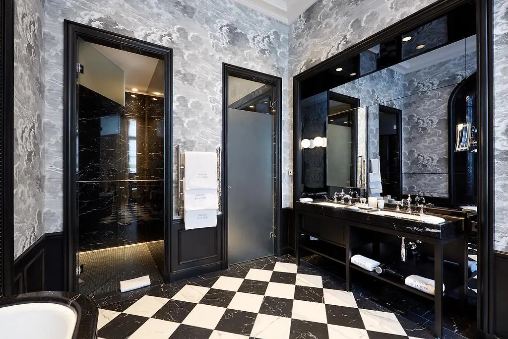 ***** Hotel Le Pavillon De La Reine & Spa, Place Des Vosges Paris Frankrig