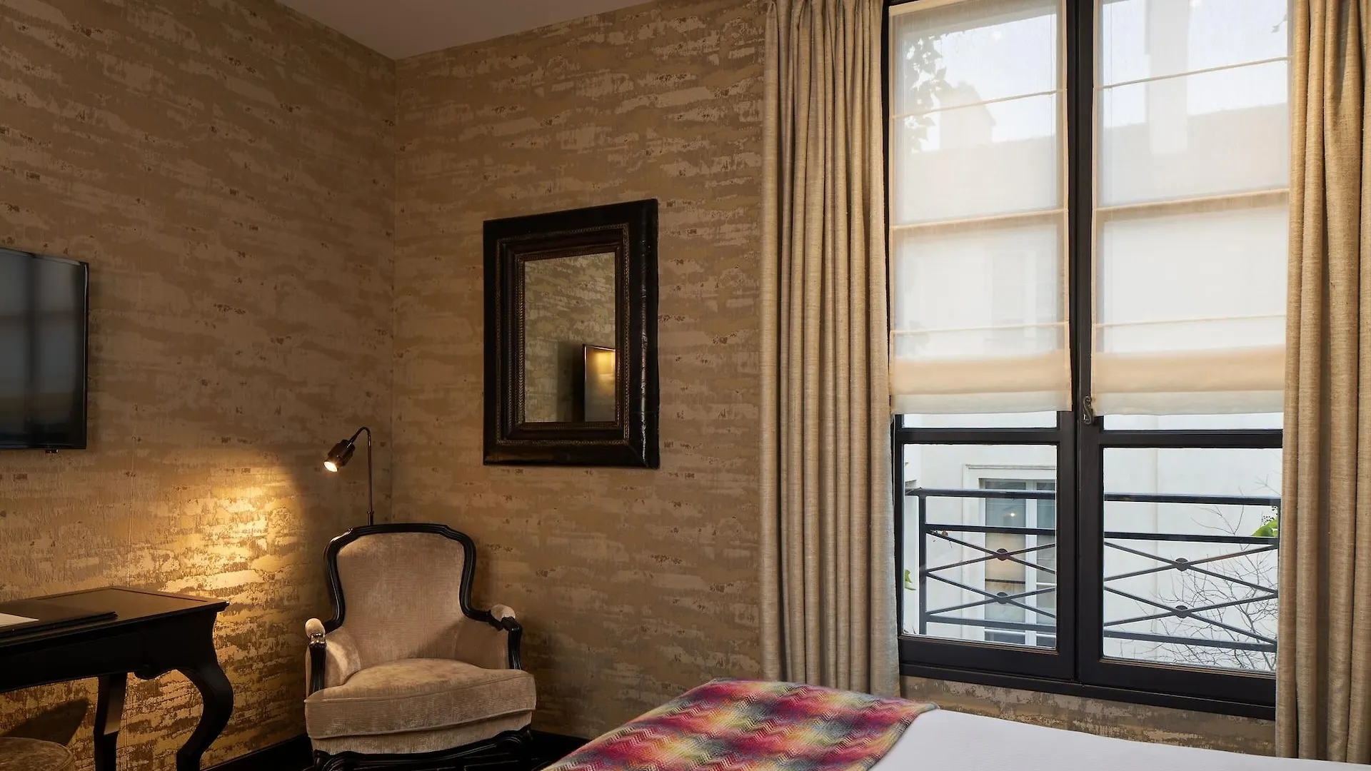 Le Pavillon De La Reine & Spa, Place Des Vosges Paris